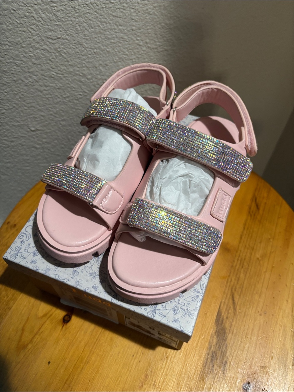 Mudd Girls' Blush Sparkle Strap Sandals 1 NWT